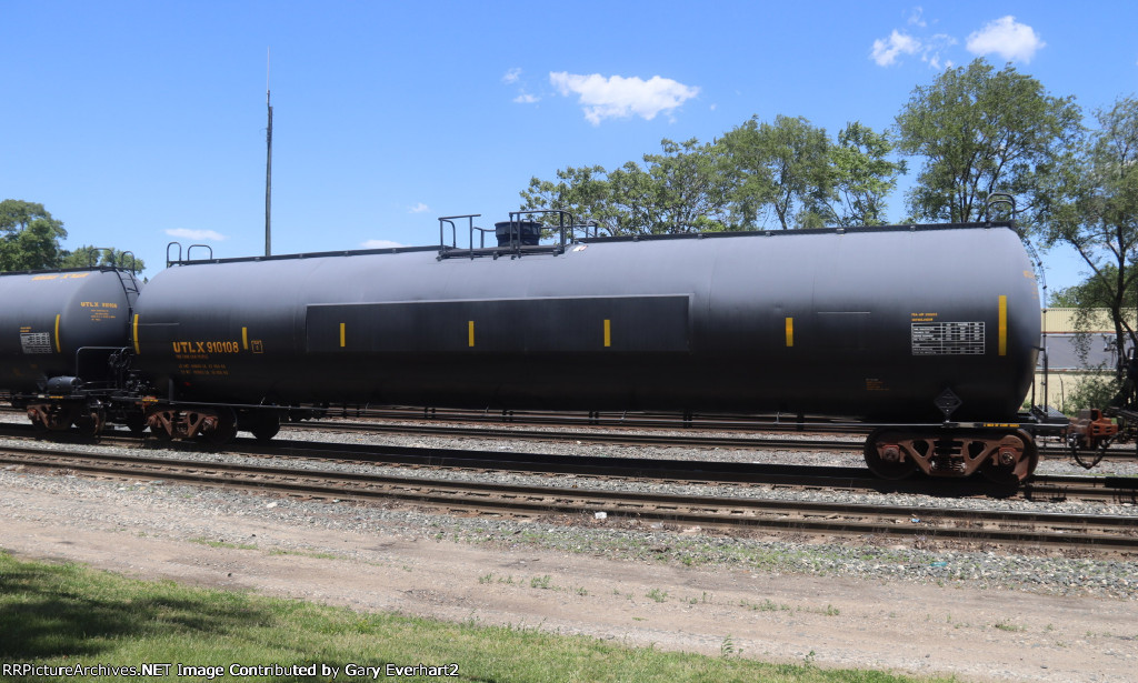 UTLX 810108 - Union Tank Car Co